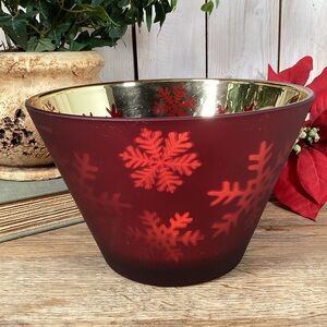 8" Ruby Red Frosted Glass with Snowflakes Decorative Serving Bowl